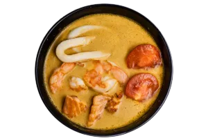 Каррі суп з морепродуктами в Ебоші суші Буковель